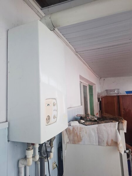 Targu Frumos, Iasi, vand apartament cu 3 camere renovat mobil