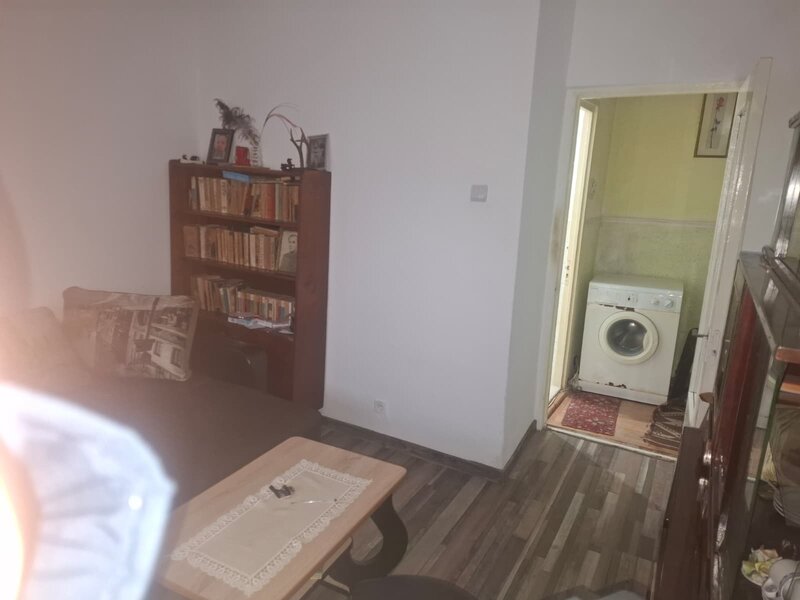 Targu Frumos, Iasi, vand apartament cu 3 camere renovat mobil